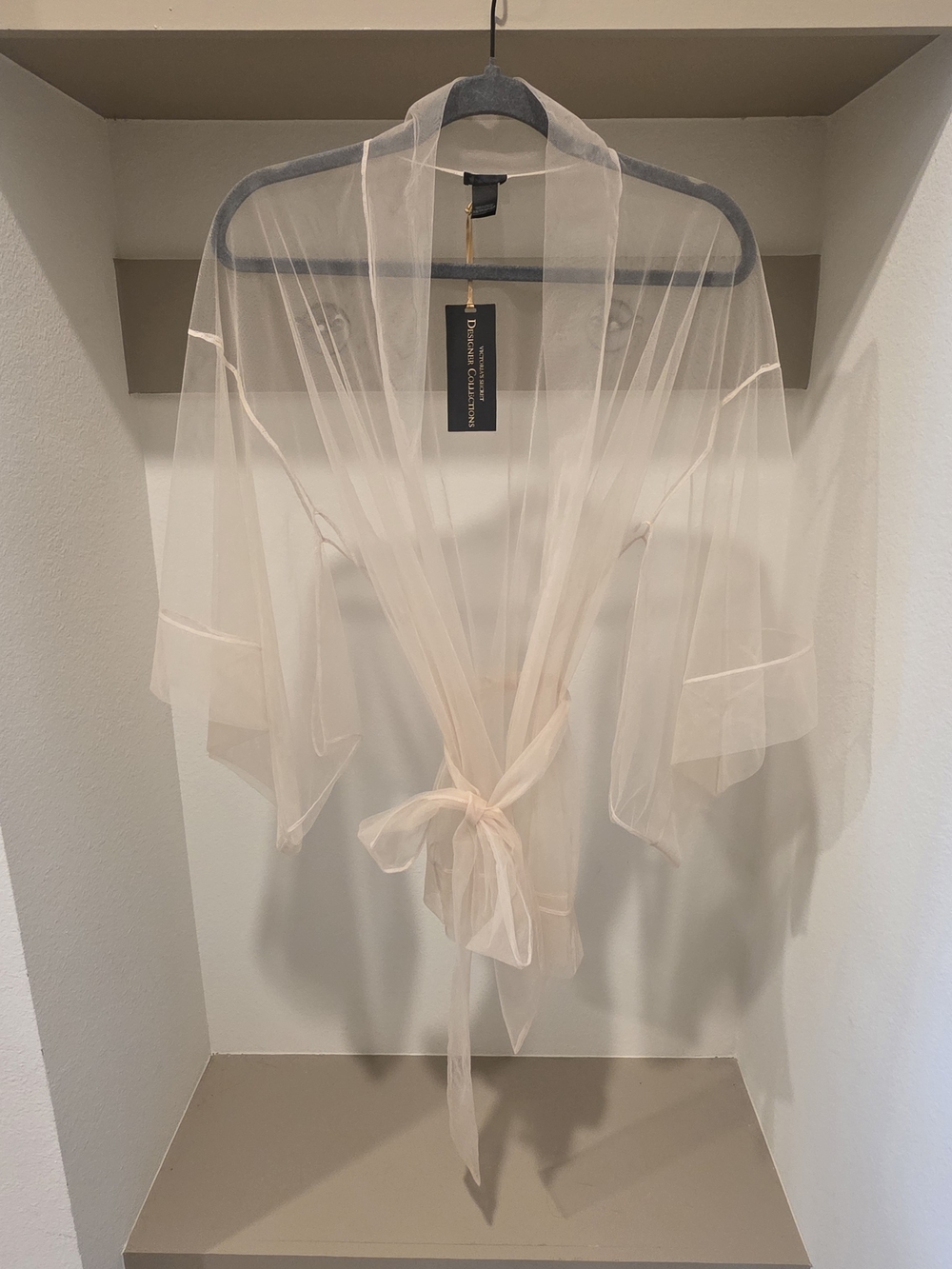 Victoria's Secret Designer Collection Sheer Nude Blush Robe